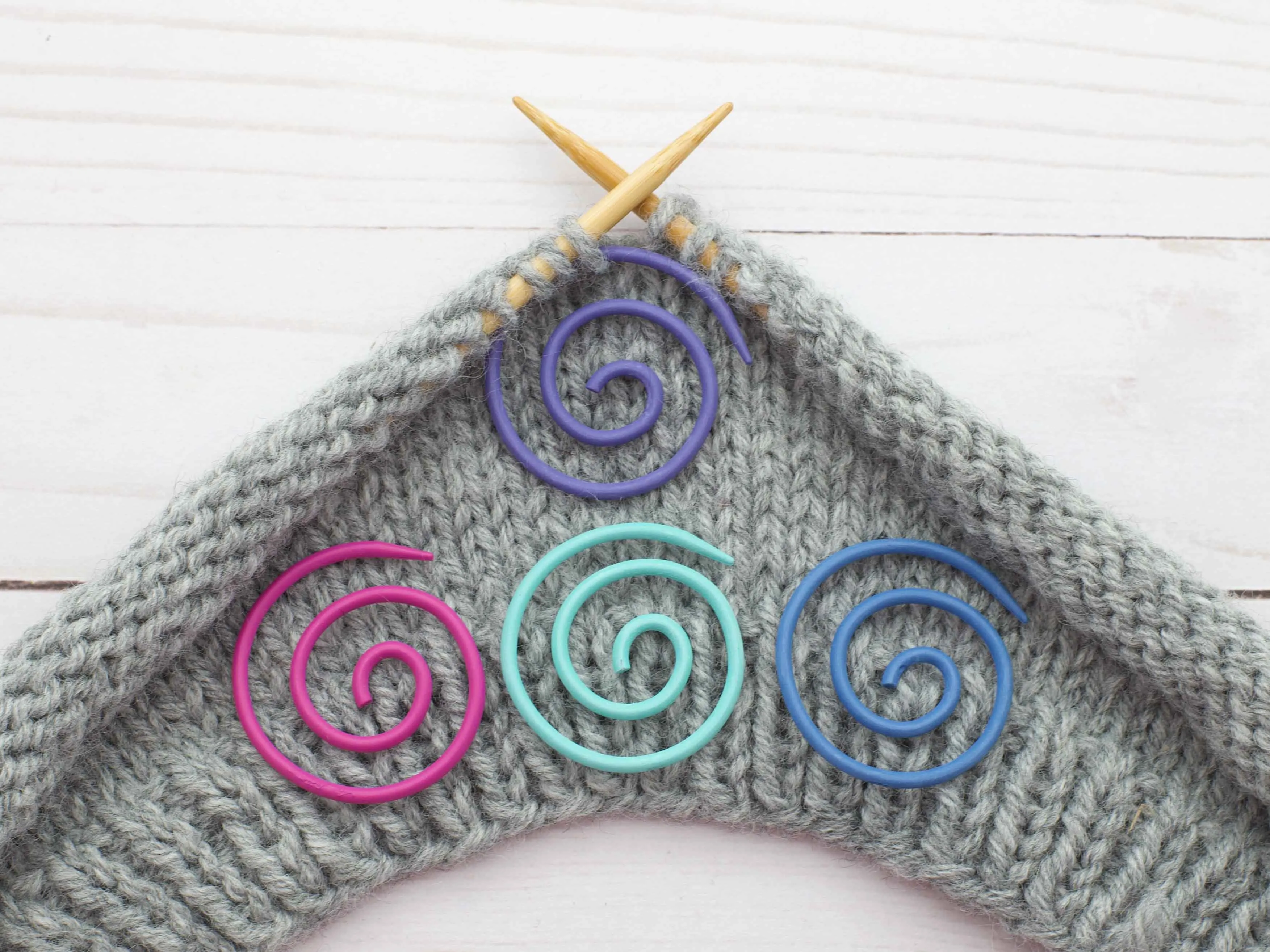 Colorful Spiral Cable Needle