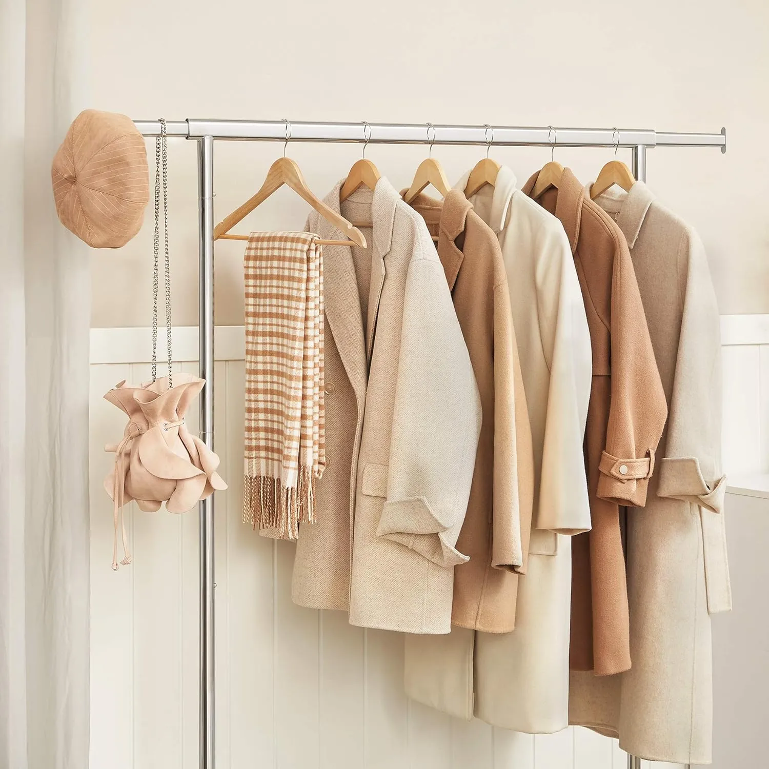 Heavy Duty Extendable Clothes Rack on Wheels, Chrome - SONGMICS