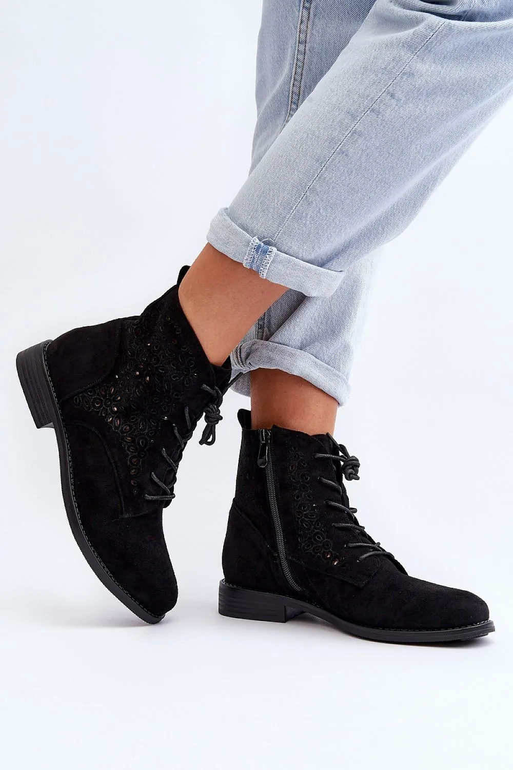 TEEK - Laced Suede Short Boots